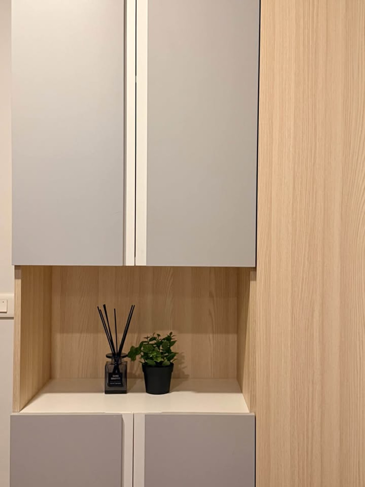 For RentCondoBangna, Bearing, Lasalle : Condo for Rent: Ideo O2 Near BTS Bang Na (approx. 300 meters)