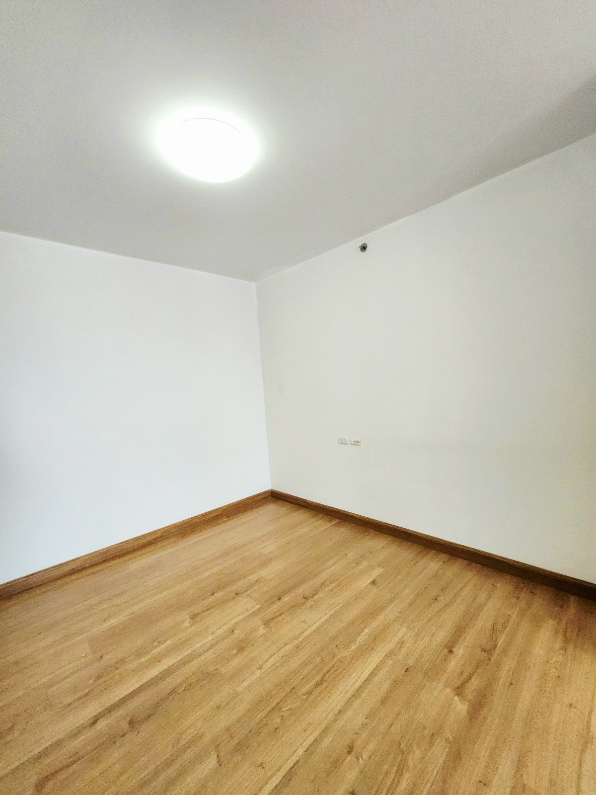 ให้เช่าคอนโดพระราม 5 ราชพฤกษ์ บางกรวย : [ให้เช่า] ห้องใหญ่เบิ้ม 51ตร.ม.! ศุภาลัย ปาร์ค แยกติวานนท์ 🛋️✨ เดินไป Big C ได้เลย!