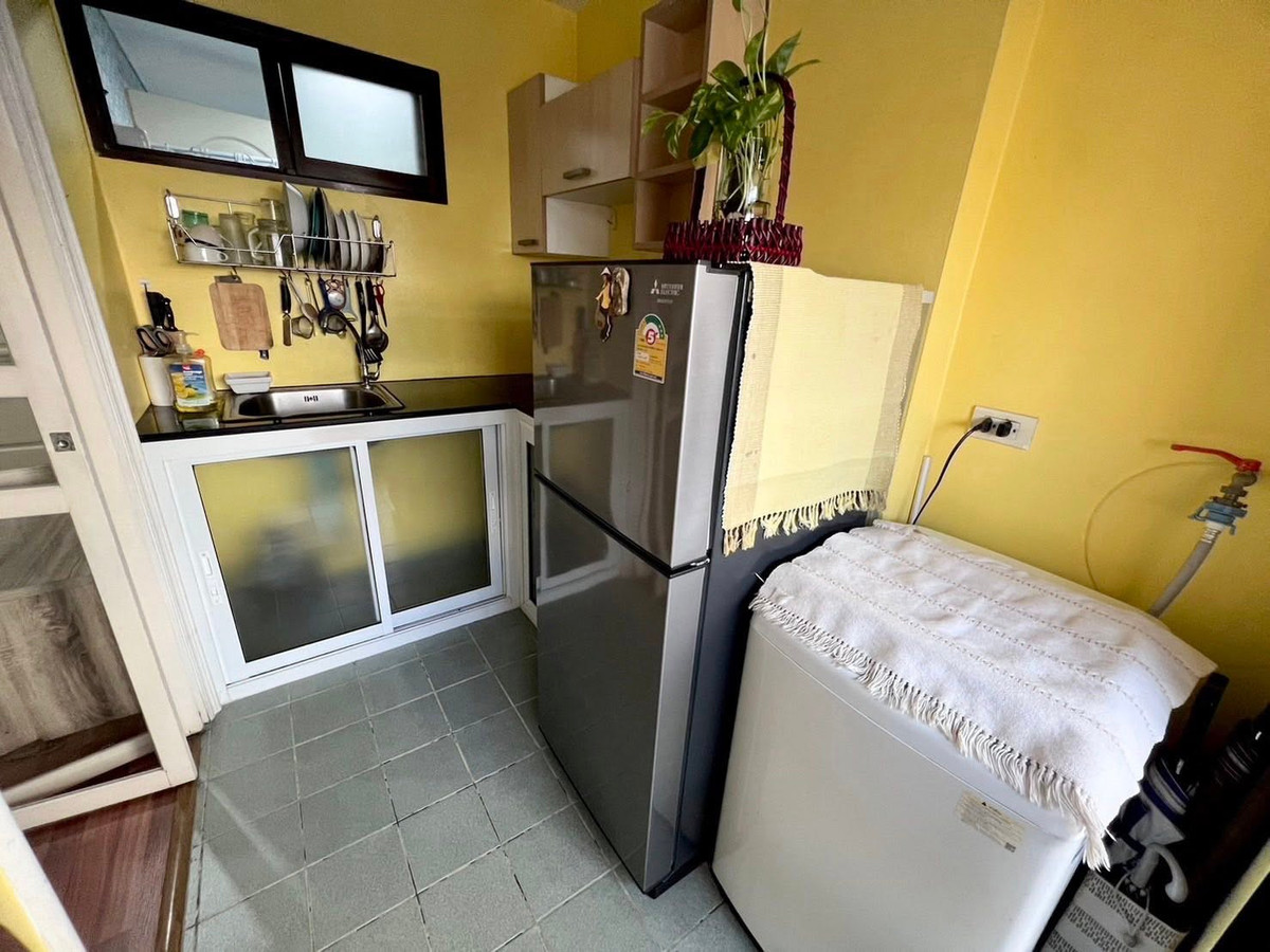 For SaleCondoSathorn, Narathiwat : ✅Top Floor Corner Unit Condo Fully Furnished Near Sathorn–Silom✅ Lumpini Place Narathiwas 24