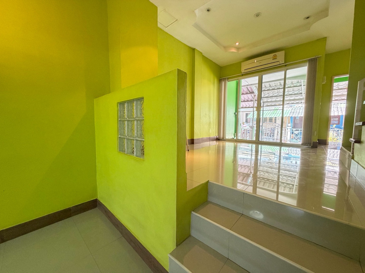 ให้เช่าทาวน์โฮมอ่อนนุช อุดมสุข : ให้เช่าทาวน์โฮม 4นอน 3น้ำ ควีนเพลส3 อ่อนนุช44