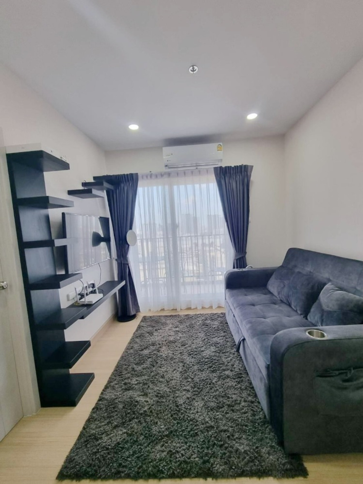 ให้เช่าคอนโดรามคำแหง หัวหมาก : ✅ SVR273 ✅ Line : @p2nproperty