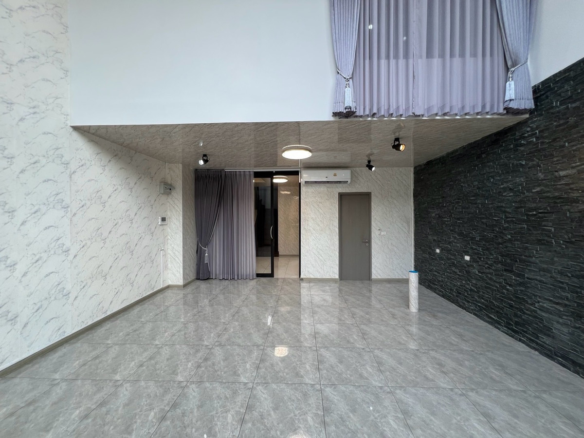 For RentHome OfficeOnnut, Udomsuk : For rent, Modern Home Office, Soi On Nut 30, Sukhumvit 77, Bangkok | FOR RENT - MODERN HOME OFFICE SOI ONNUT 30 SUKHUMVIT 77, BANGKOK