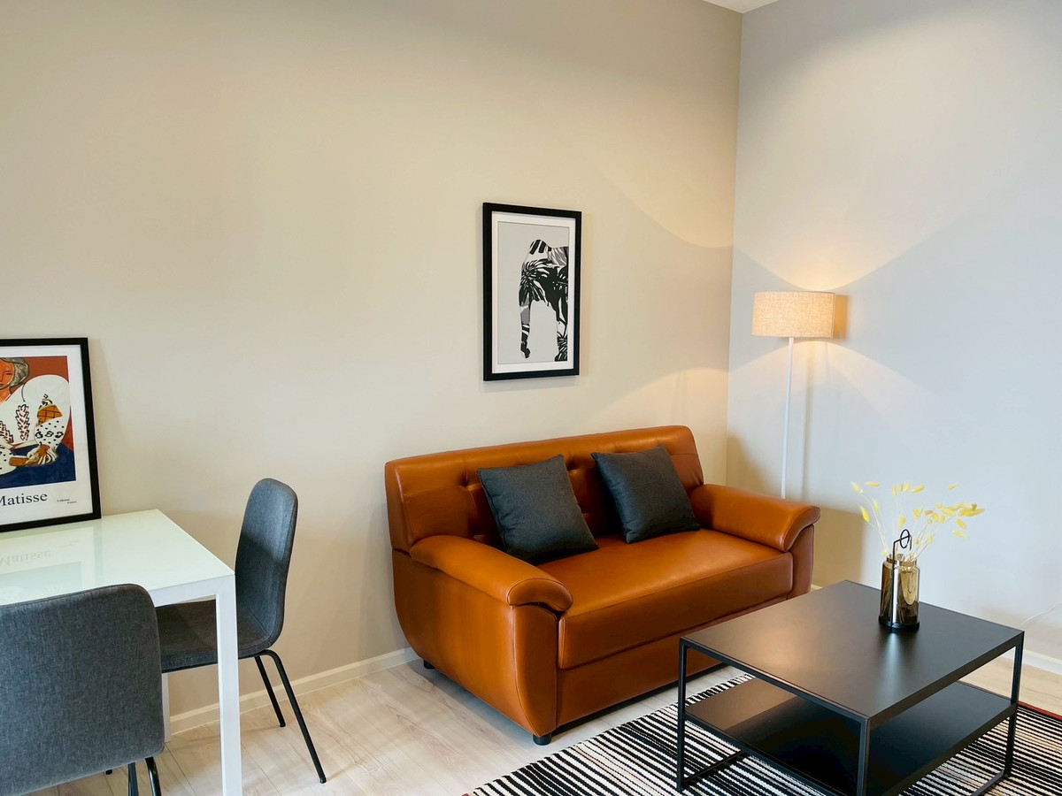 For RentCondoRatchathewi,Phayathai : For rent the room phayathai 1bedroom 0886382235