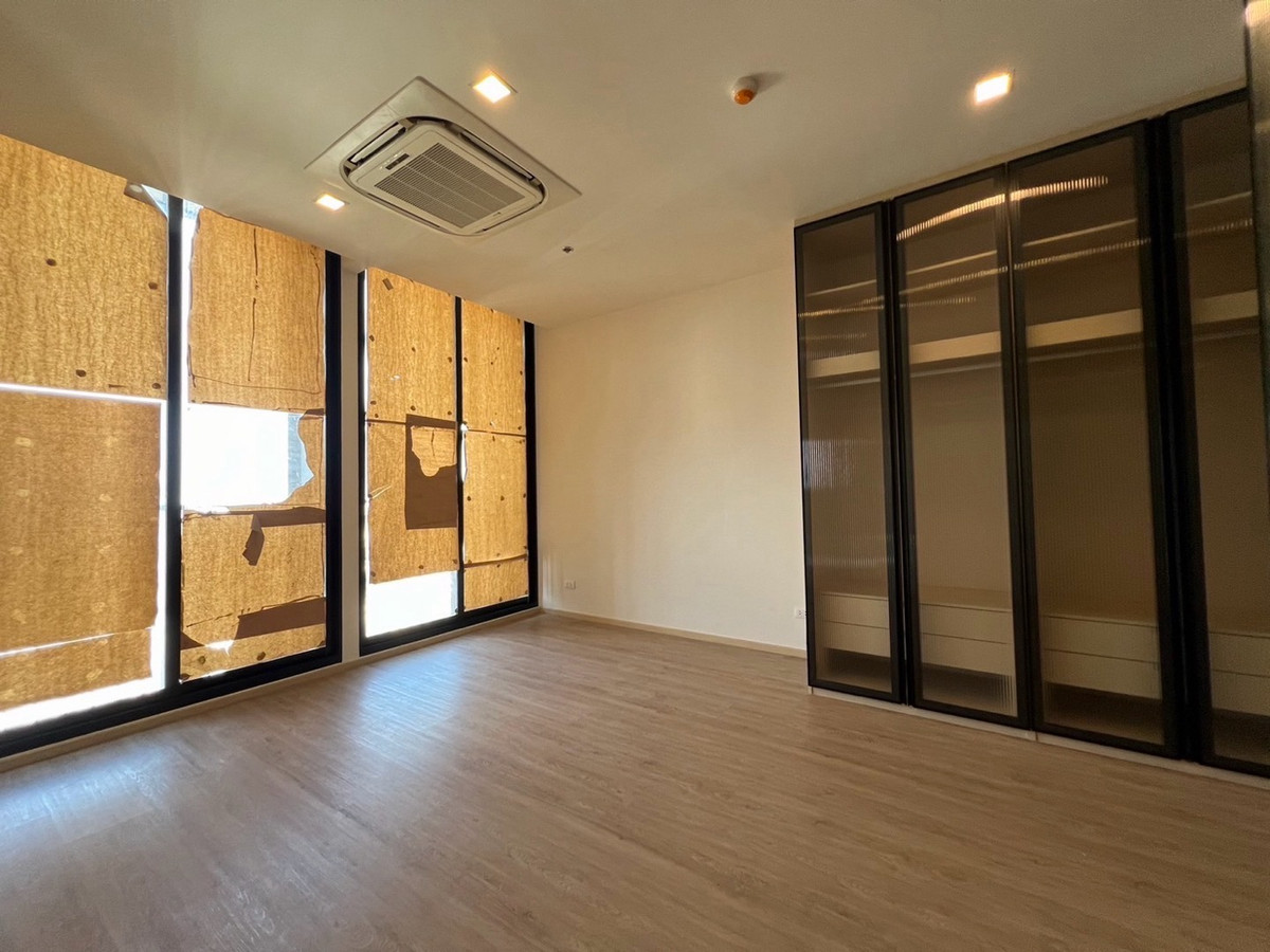 ให้เช่าคอนโดสุขุมวิท อโศก ทองหล่อ : 💙For Rent💙 Noble State Sukhumvit 39 – Rare Penthouse Unit!
✨ Brand New