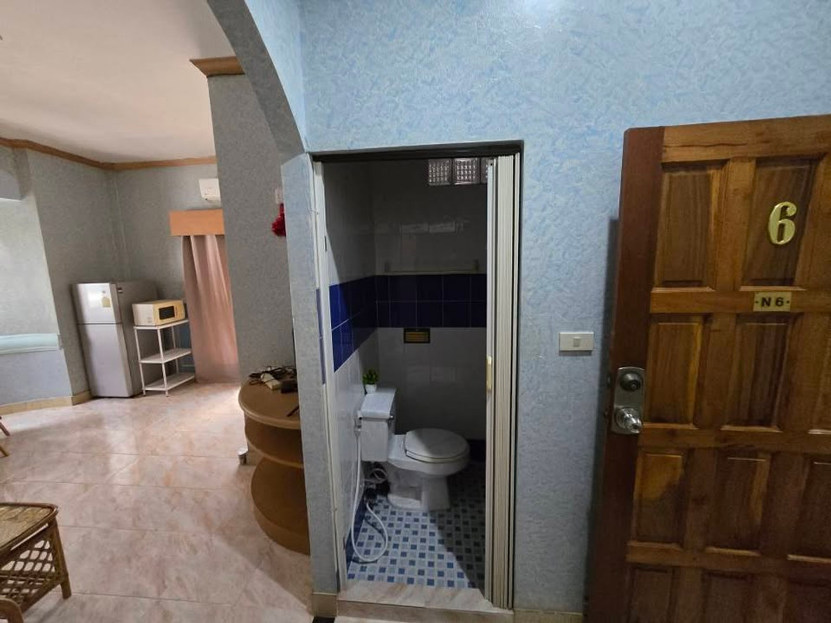 ขายอาคารพาณิชย์พัทยา บางแสน ชลบุรี สัตหีบ : ✅อาคารพาณิชย์ ตึกหัวมุม ทำเลดี รีโนเวทแล้ว ✅ Jomtien Complex Plaza จอมเทียน คอมเพล็กซ์ พลาซ่า