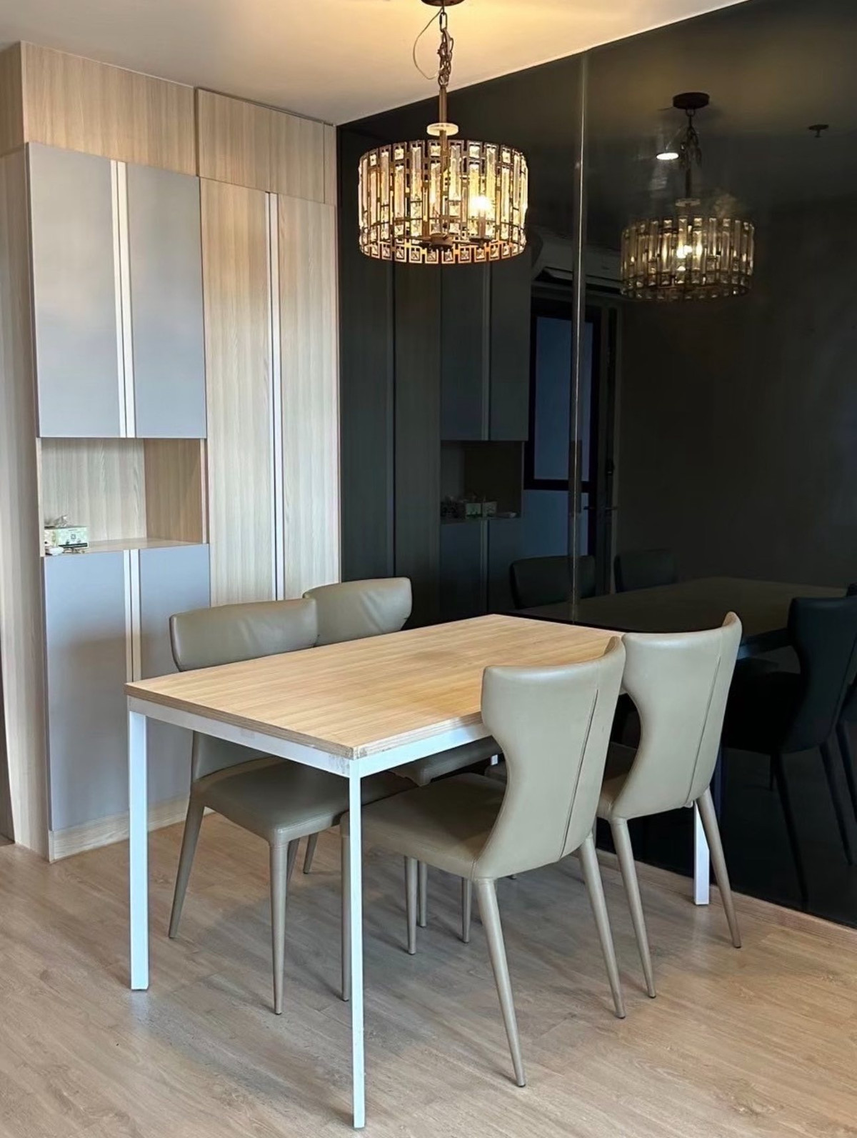 For RentCondoBangna, Bearing, Lasalle : Condo for Rent: Ideo O2 Near BTS Bang Na (approx. 300 meters)