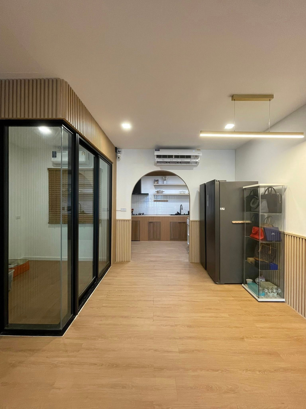 For SaleTownhomePattanakan, Srinakarin : K-6800 SALE 🔥🔥 Townhome Patio Srinakarin Rama 9 ready to move in, house facing south.