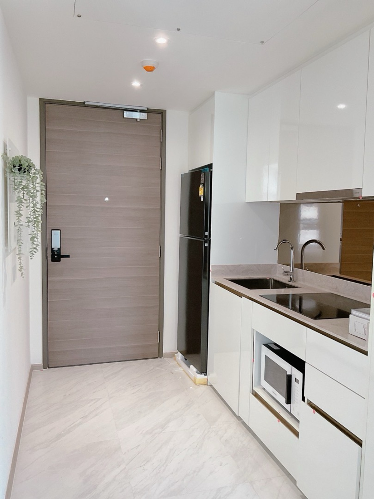 For RentCondoSukhumvit, Asoke, Thonglor : condo near by Bts Asoke