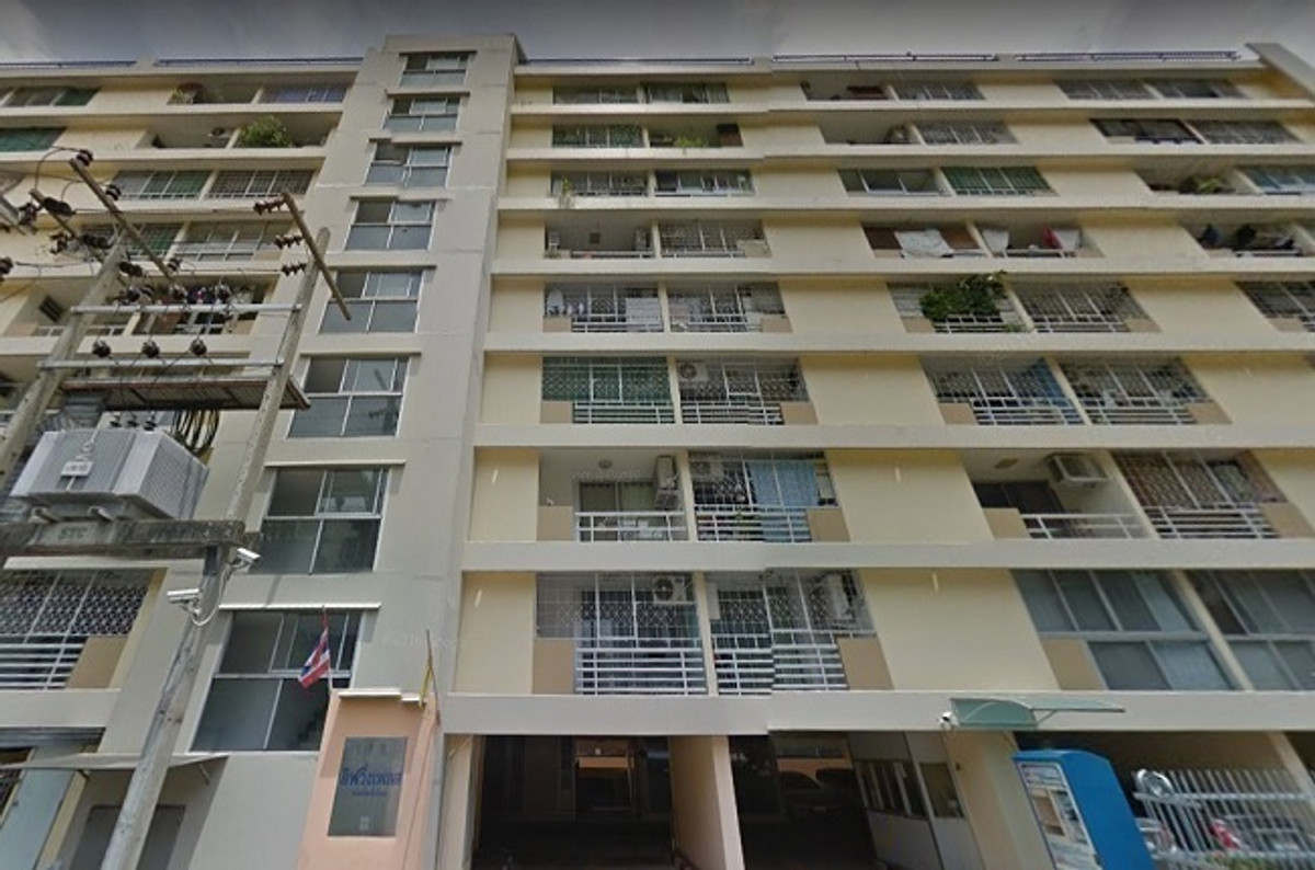 For SaleCondoLadprao101, Happy Land, The Mall Bang Kapi : Urgent sale, Living Place Condo Ladprao 138, price only 950,000 baht.