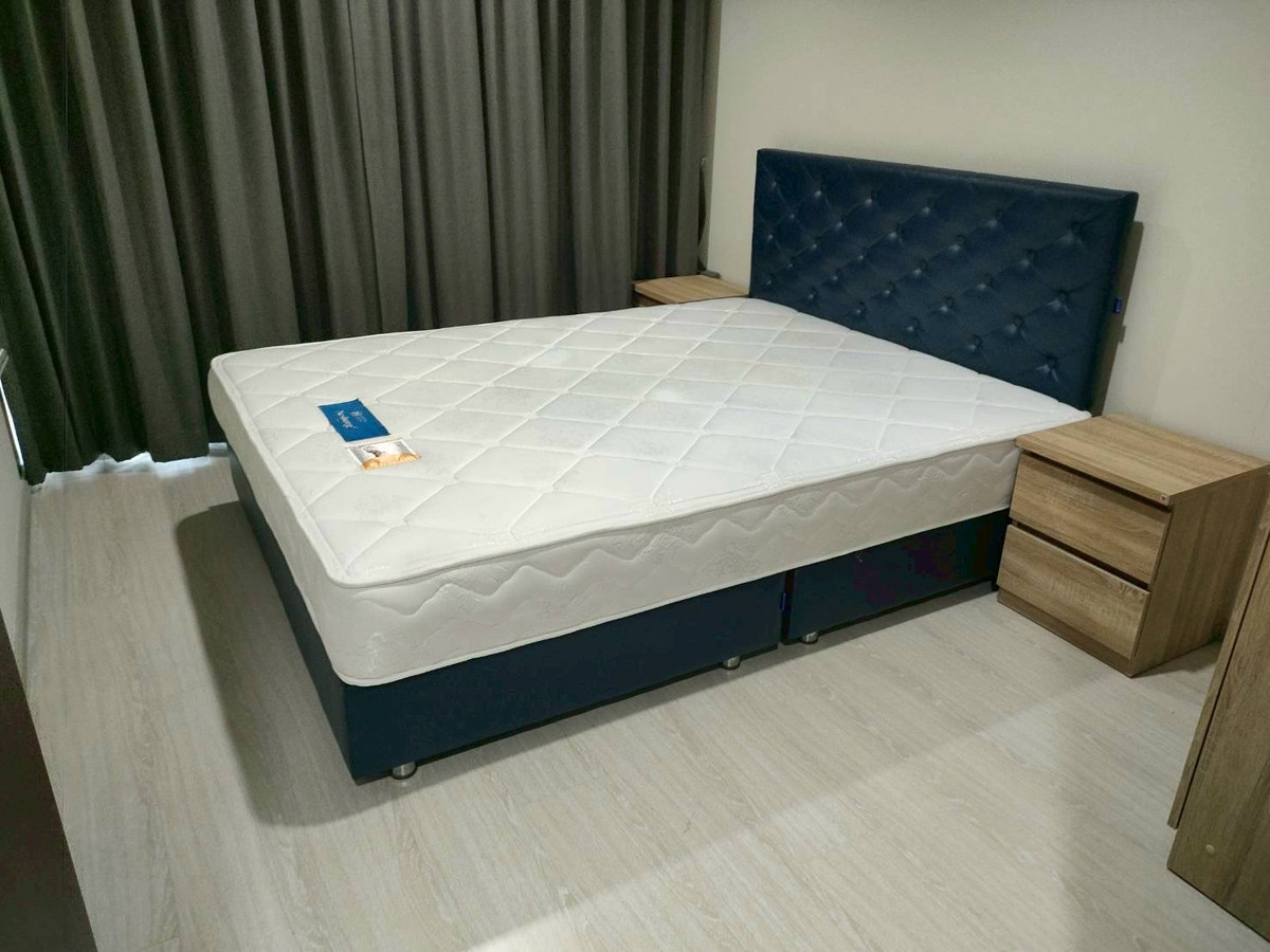 For RentCondoRama9, Petchburi, RCA : for rent Rhythm asoke 1bedroom 0886382235