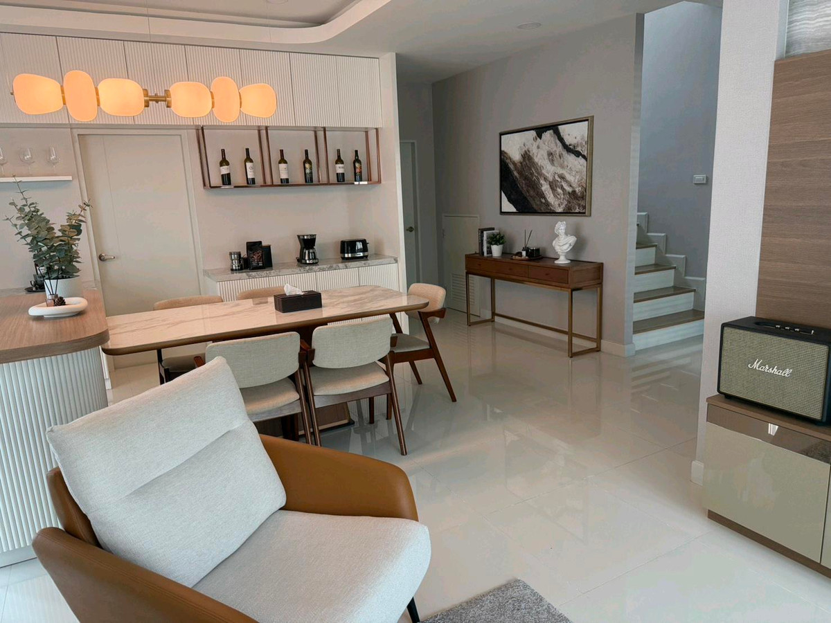 ขายบ้านปทุมธานี รังสิต ธรรมศาสตร์ : ขายด่วน ฟรีเฟอร์ เครื่องใข้ไฟฟ้า
เซนโทรพหล วิภาวดี3 เฟส 1 