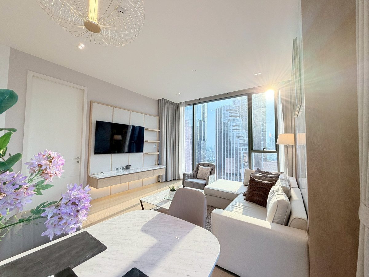 For RentCondoSukhumvit, Asoke, Thonglor : Super Luxury Condo for rent, next to BTS Thonglor✨THE STRAND Thonglor | 2 bedrooms, elegantly decorated. Ready to move in, near Market Place Thonglor.