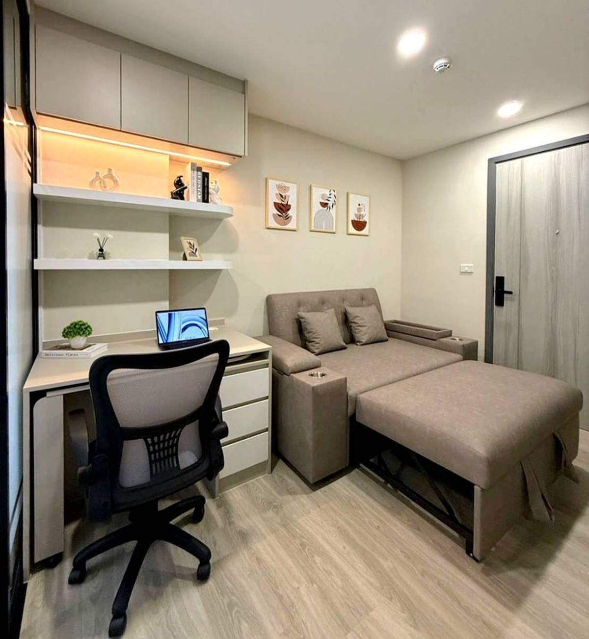 For RentCondoSamut Prakan,Samrong : FOR RENT ： Origin Plug & Play Srinakarin 🔥PRICE 🔥Price 13,000 baht/month🔥