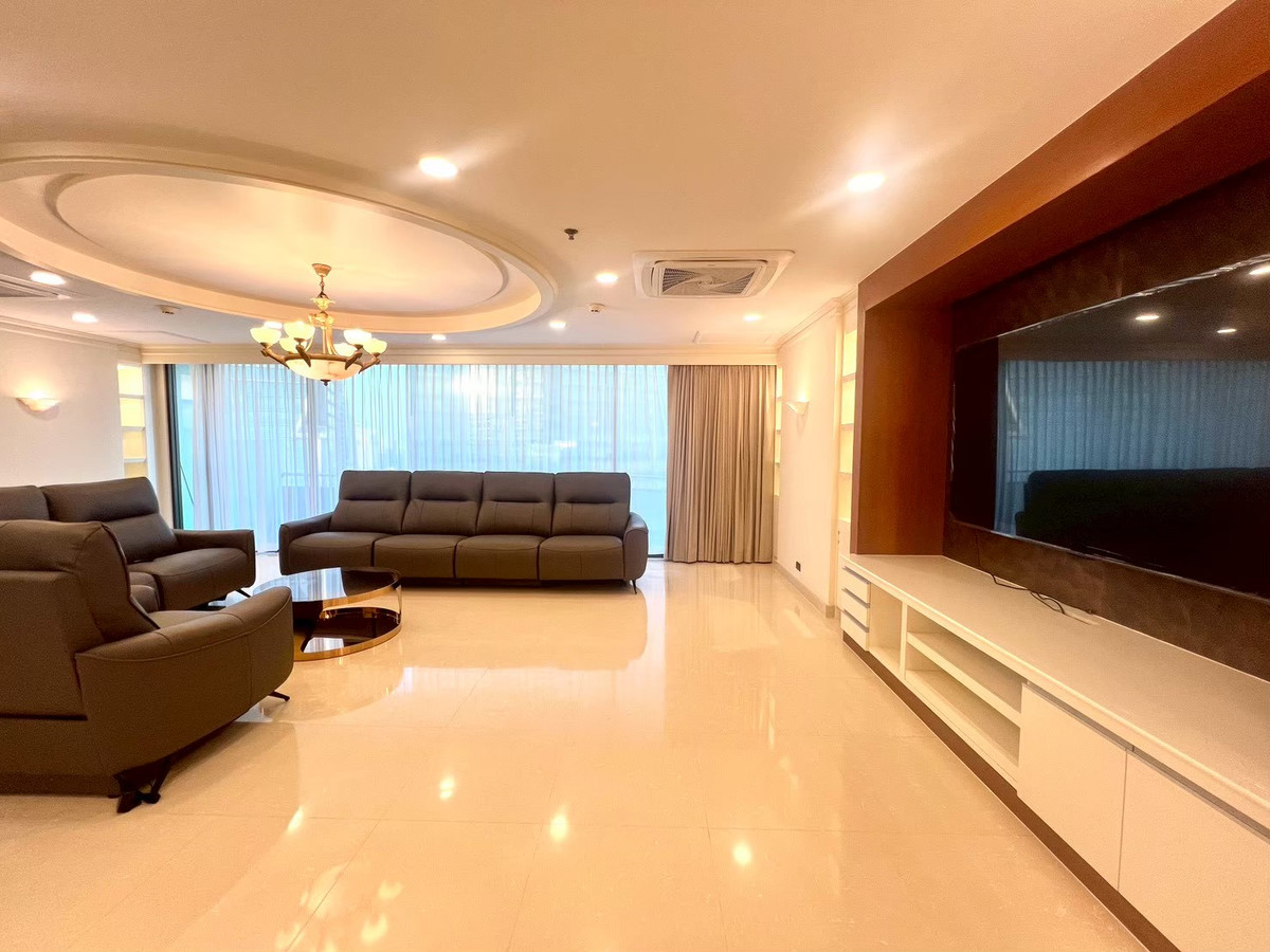 ให้เช่าคอนโดคลองเตย กล้วยน้ำไท : ✅ให้เช่าห้อง Penthouses ว่างพร้อมเข้าอยู่🔥Lumpini Park View ( 3 ห้องนอน 4 ห้องน้ำ, 267 ตรม.) ราคาเช่า 150,000/month Tel.0922635410 เอิร์ธ