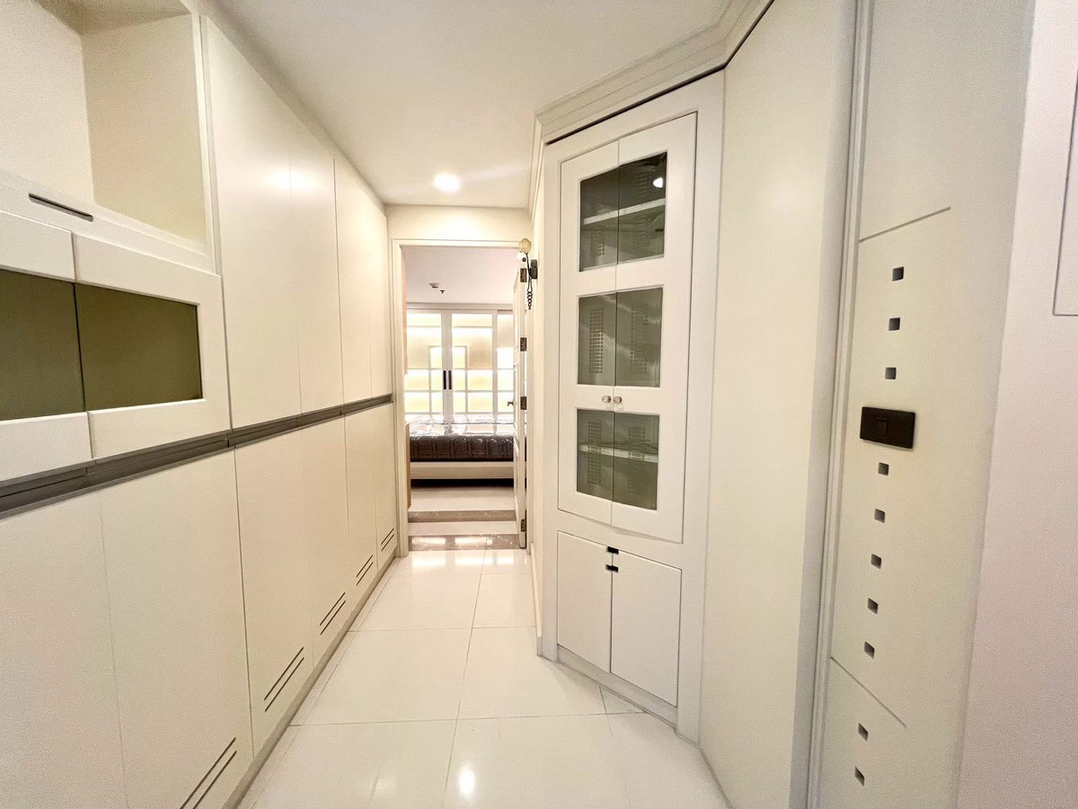 ให้เช่าคอนโดคลองเตย กล้วยน้ำไท : ✅ให้เช่าห้อง Penthouses ว่างพร้อมเข้าอยู่🔥Lumpini Park View ( 3 ห้องนอน 4 ห้องน้ำ, 267 ตรม.) ราคาเช่า 150,000/month Tel.0922635410 เอิร์ธ