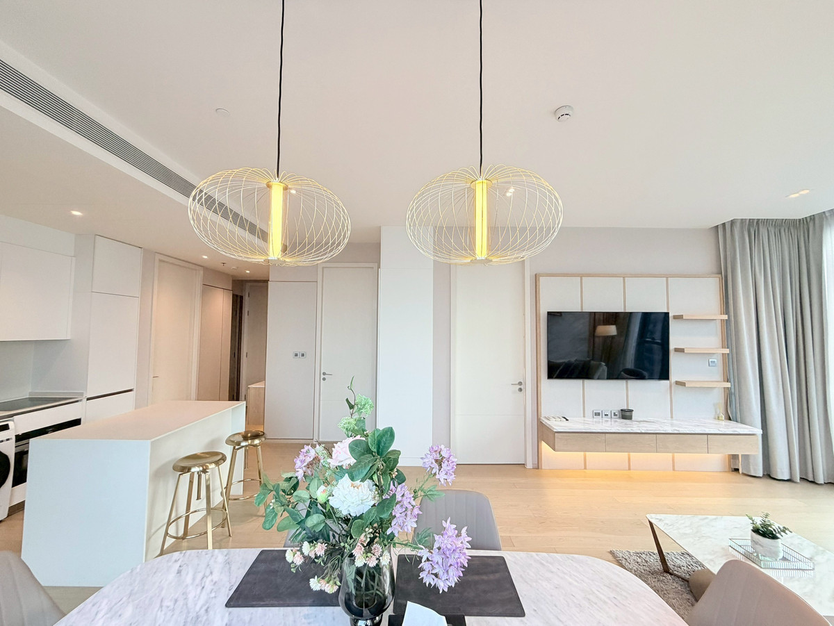 For RentCondoSukhumvit, Asoke, Thonglor : Super Luxury Condo for rent, next to BTS Thonglor✨THE STRAND Thonglor | 2 bedrooms, elegantly decorated. Ready to move in, near Market Place Thonglor.