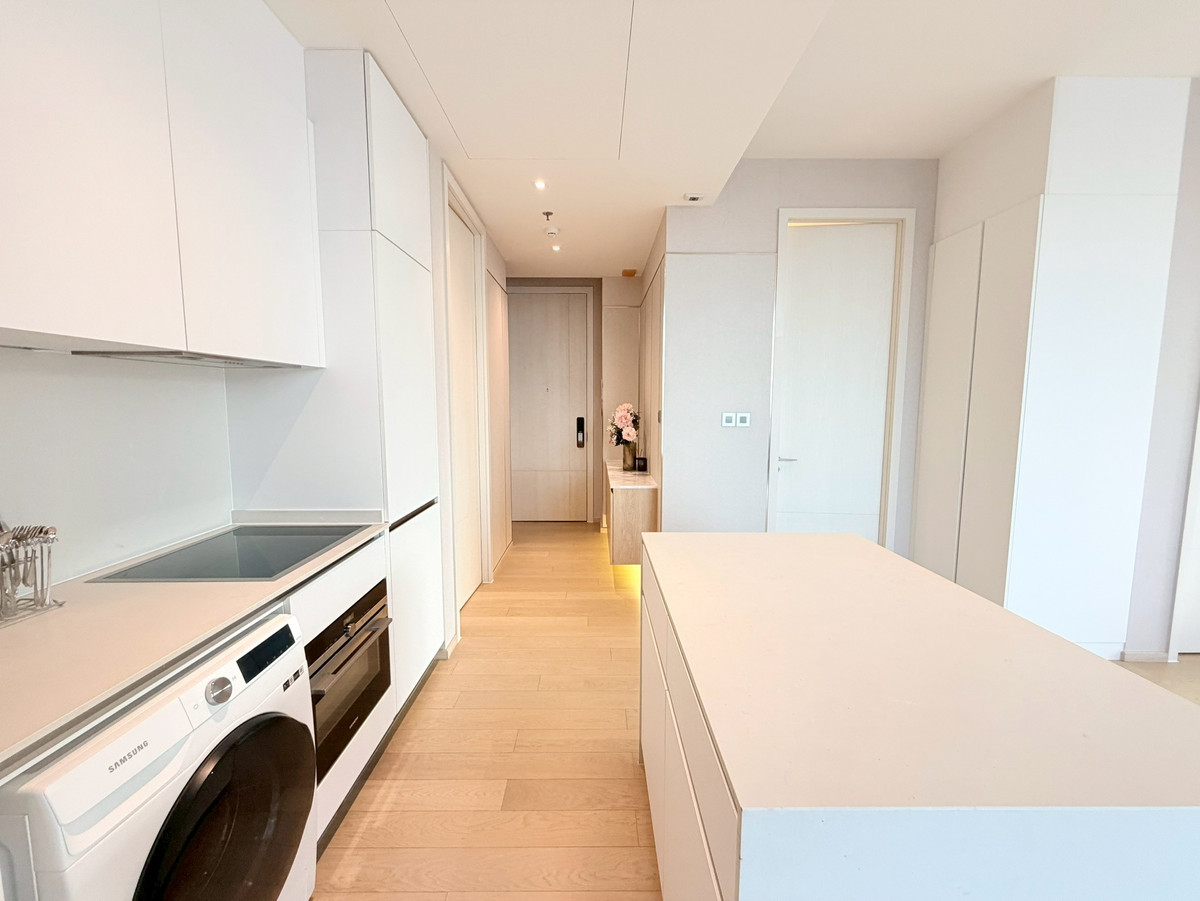 For RentCondoSukhumvit, Asoke, Thonglor : Super Luxury Condo for rent, next to BTS Thonglor✨THE STRAND Thonglor | 2 bedrooms, elegantly decorated. Ready to move in, near Market Place Thonglor.