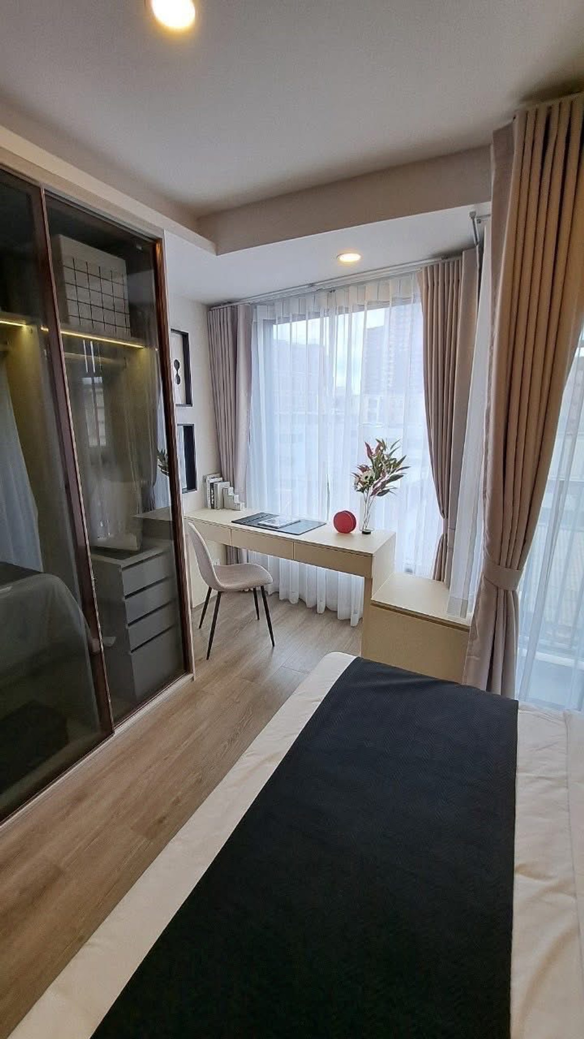 For RentCondoRatchadapisek, Huaikwang, Suttisan : 💥 FOR RENT : Soho Bangkok Ratchada Condo 💥