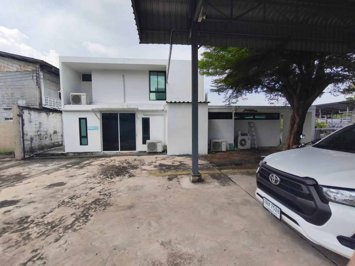 ให้เช่าโรงงานนวมินทร์ รามอินทรา : ให้เช่าโรงงาน ออฟฟิศ  พร้อมใช้ ขนาด 1665 ตรม. 