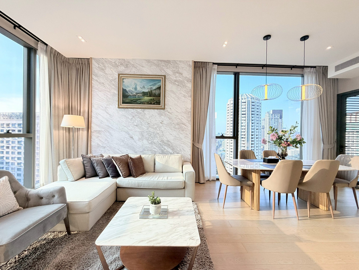 For RentCondoSukhumvit, Asoke, Thonglor : Super Luxury Condo for rent, next to BTS Thonglor✨THE STRAND Thonglor | 2 bedrooms, elegantly decorated. Ready to move in, near Market Place Thonglor.