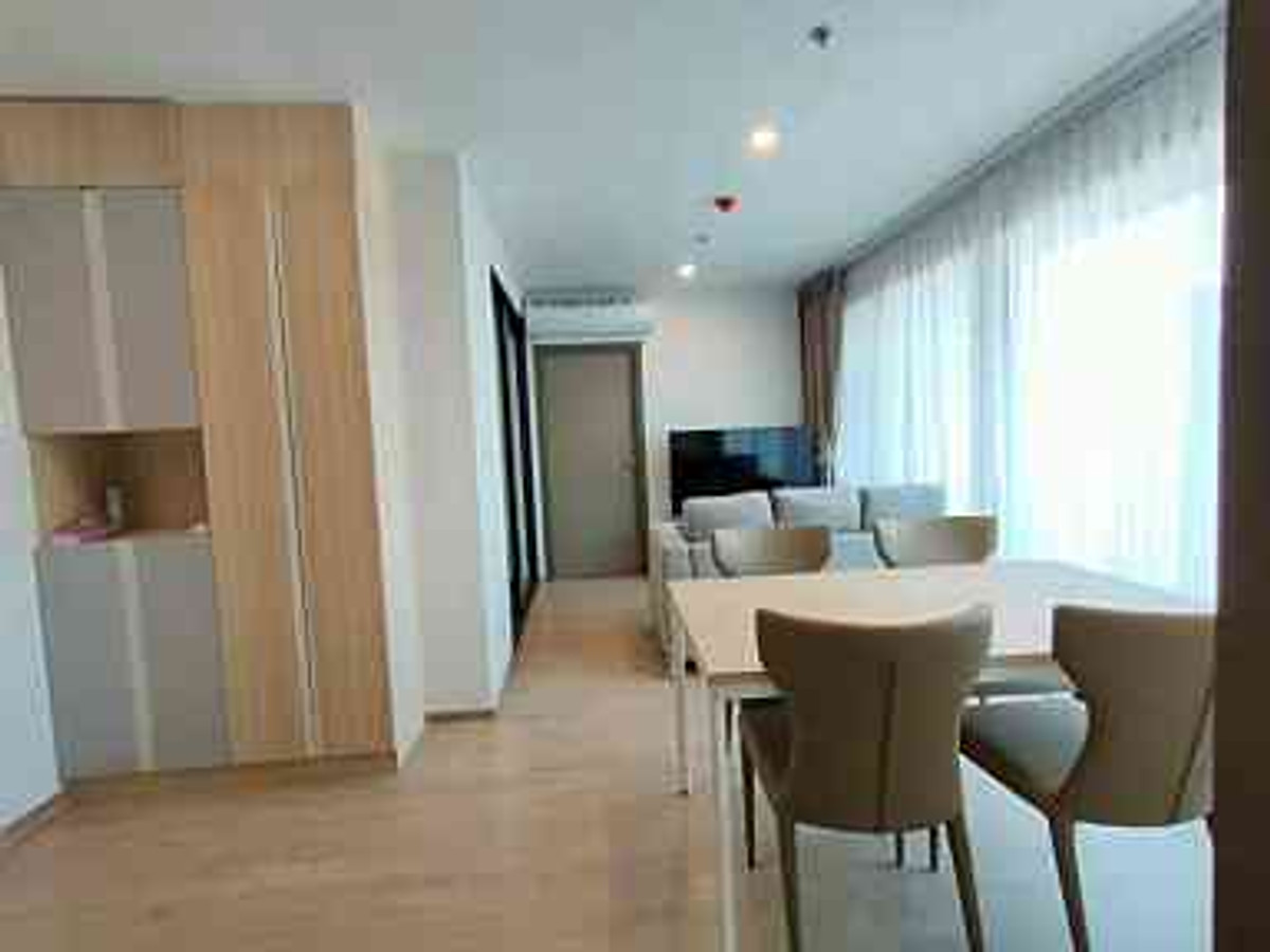 For RentCondoBangna, Bearing, Lasalle : Condo for Rent: Ideo O2 Near BTS Bang Na (approx. 300 meters)