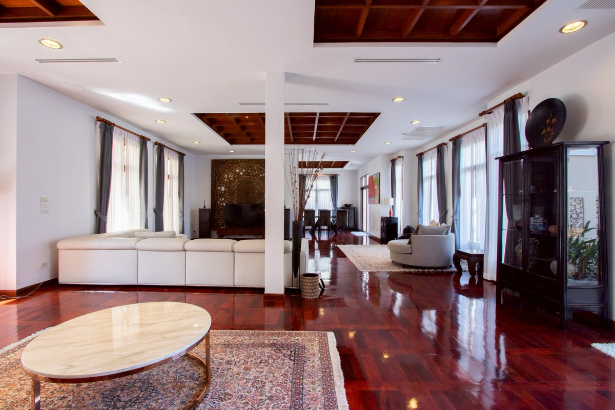 พัทยา บางแสน ชลบุรี สัตหีบ : ขาย/ให้เช่า พูลวิลล่าหรู "พร้อมท่าเรือส่วนตัว" View Talay Marina เดินลงหาดพัทยาได้เลย! 🏖️🛥️