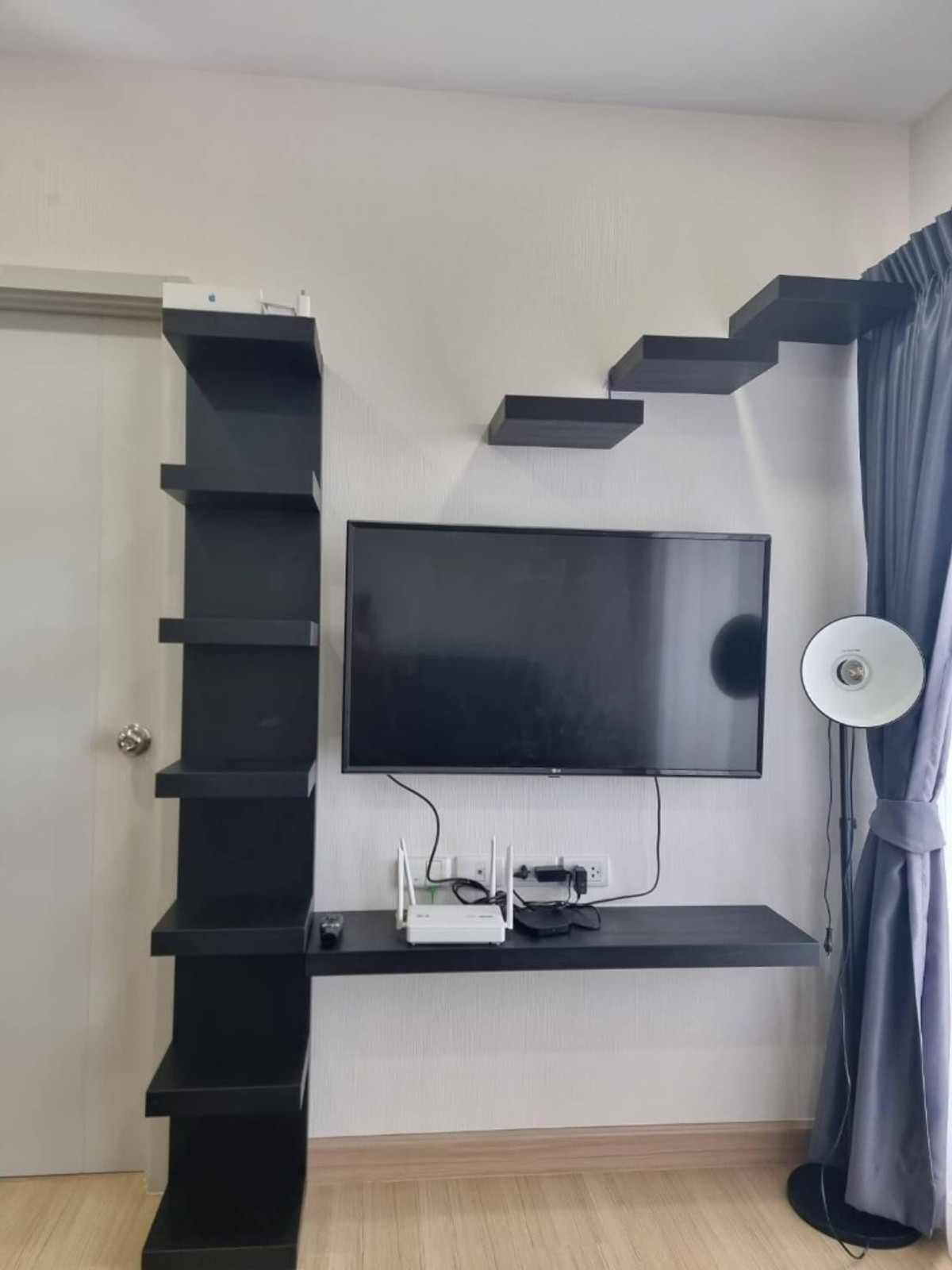 ให้เช่าคอนโดรามคำแหง หัวหมาก : ✅ SVR273 ✅ Line : @p2nproperty