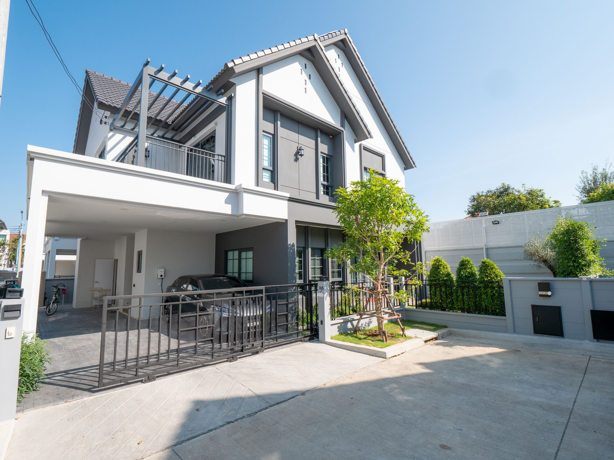 For SaleHouseRama5, Ratchapruek, Bangkruai : 🏡🌲 #Beautiful house for sale, ready to move in, Centro Rama 5-Nakhon In | CENTRO RAMA5-NAKHON IN 🏡 CENTRO RAMA5-NAKHON IN, detached house, modern design, farmhouse, English style.