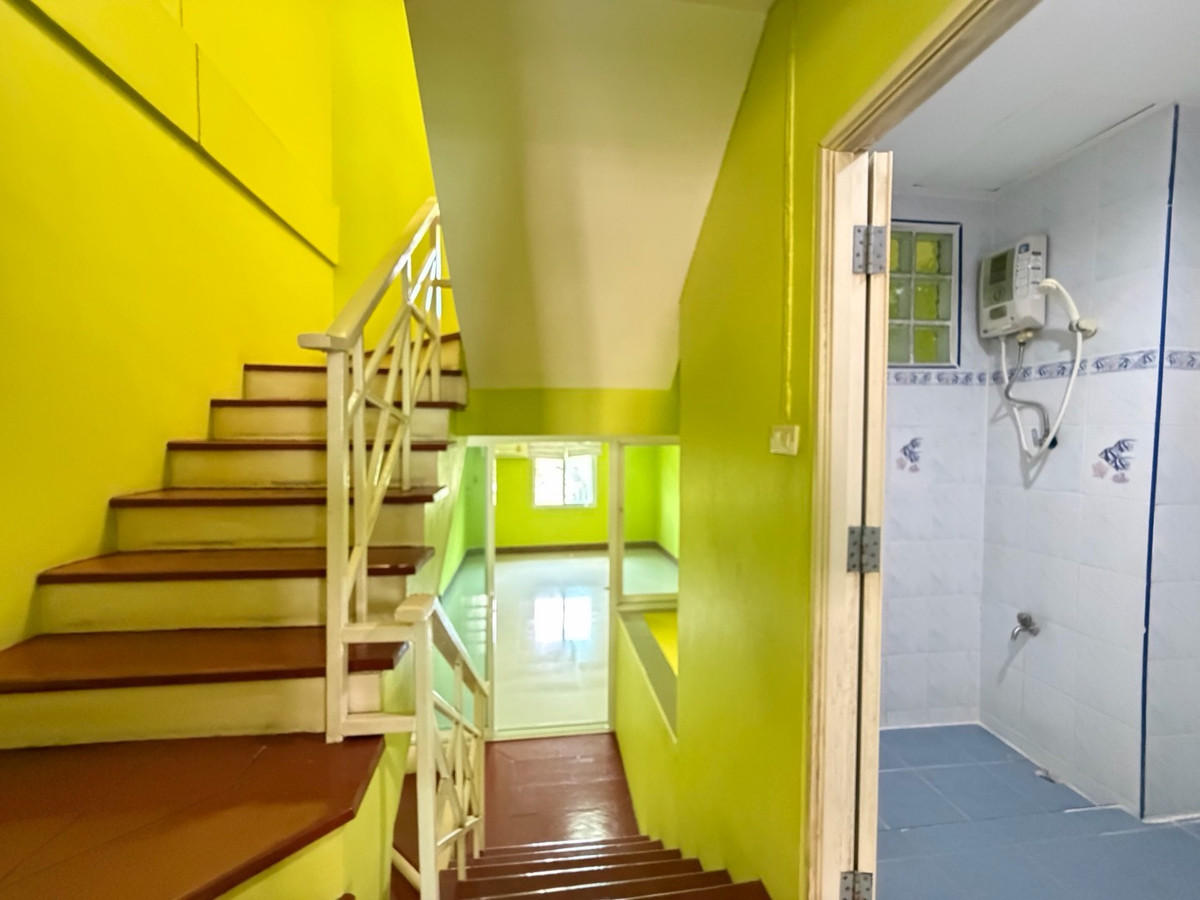 ให้เช่าทาวน์โฮมอ่อนนุช อุดมสุข : ให้เช่าทาวน์โฮม 4นอน 3น้ำ ควีนเพลส3 อ่อนนุช44