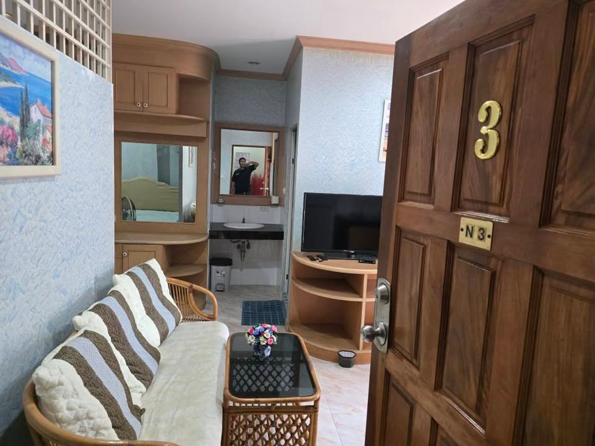 ขายอาคารพาณิชย์พัทยา บางแสน ชลบุรี สัตหีบ : ✅อาคารพาณิชย์ ตึกหัวมุม ทำเลดี รีโนเวทแล้ว ✅ Jomtien Complex Plaza จอมเทียน คอมเพล็กซ์ พลาซ่า