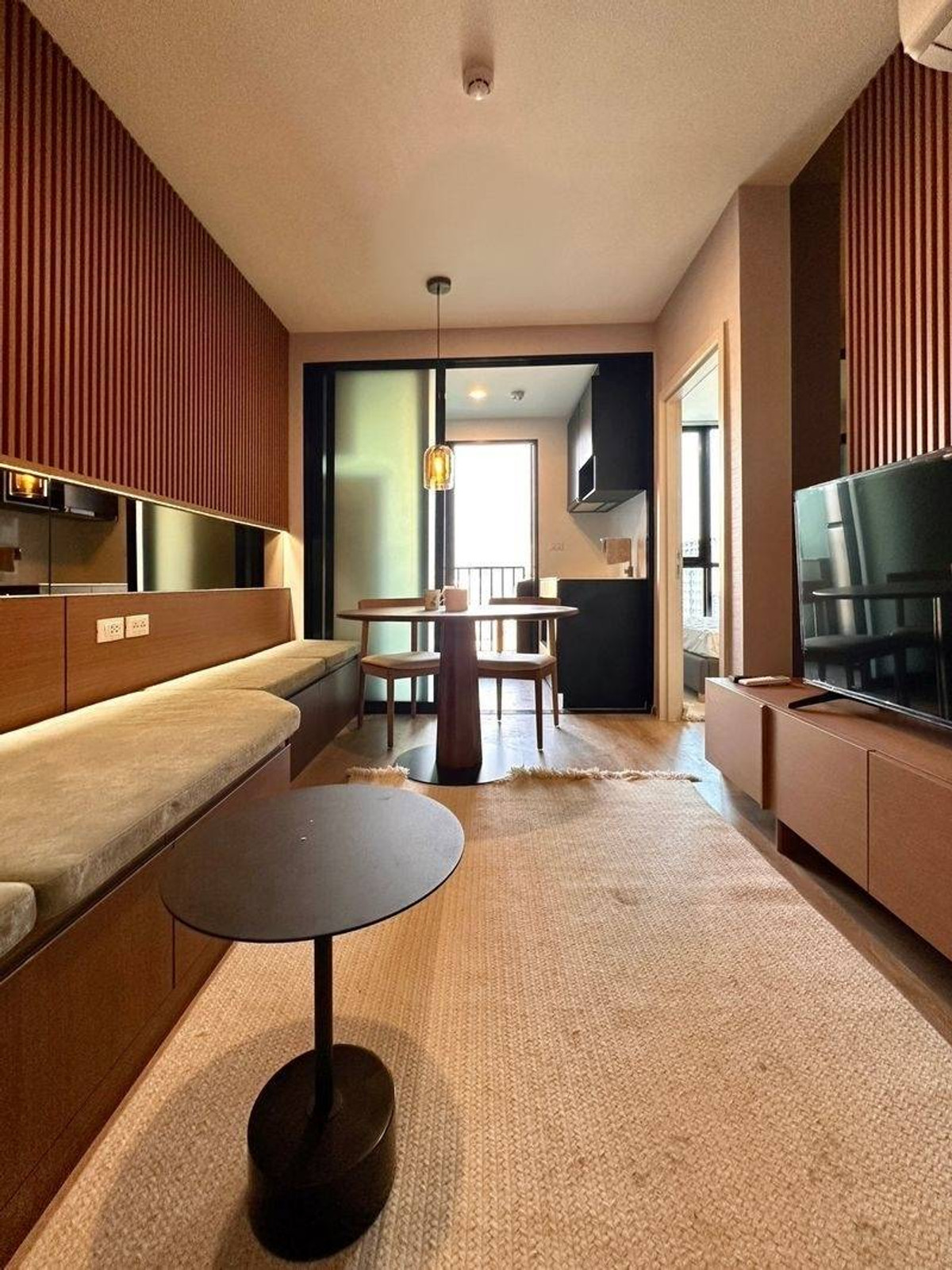 ให้เช่าคอนโดพระราม 9 เพชรบุรีตัดใหม่ RCA : BC347 ให้เช่า คอนโด นิว ดิสทริค อาร์ 9 Nue District R9 #คอนโดติดถนนพระราม9 #คอนโดใกล้MRTพระราม9 #คอนโดใกล้เซ็นทรัลพระราม9