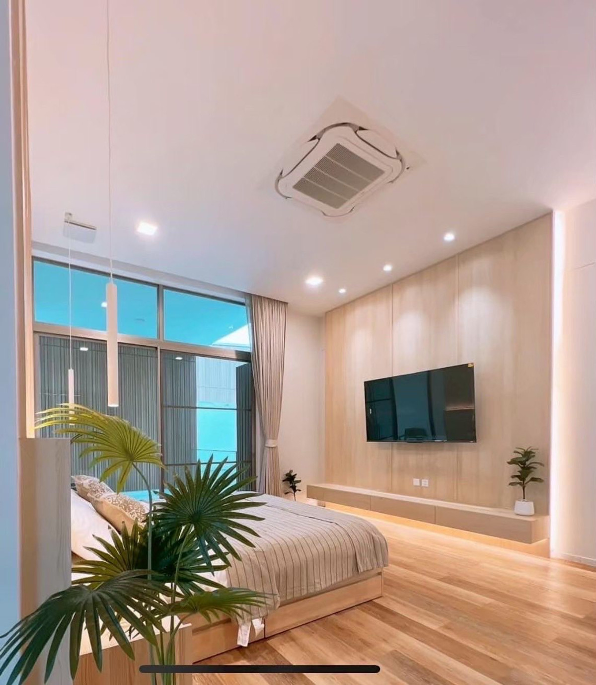 HousePattanakan, Srinakarin : For rent/sale VIVE RAMA 9 – Krungthep Kreetha, land 77 sq m | usable area 324 sq m, bedrooms | 4 bathrooms. Luxury detached house in Japandi style that combines Japanese warmth with contemporary elegance.