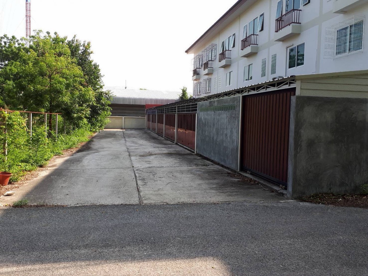 ขายอาคารพาณิชย์พัทยา บางแสน ชลบุรี สัตหีบ : ขายอาคารพาณิชย์ 4 ชั้น ห้องริม อ่างศิลา ชลบุรี ติดถนนใหญ่ ใกล้ศาลเจ้านาจาซาไท้จื้อ และตลาดประมงอ่างศิลา ทำเลค้าขายและลงทุน