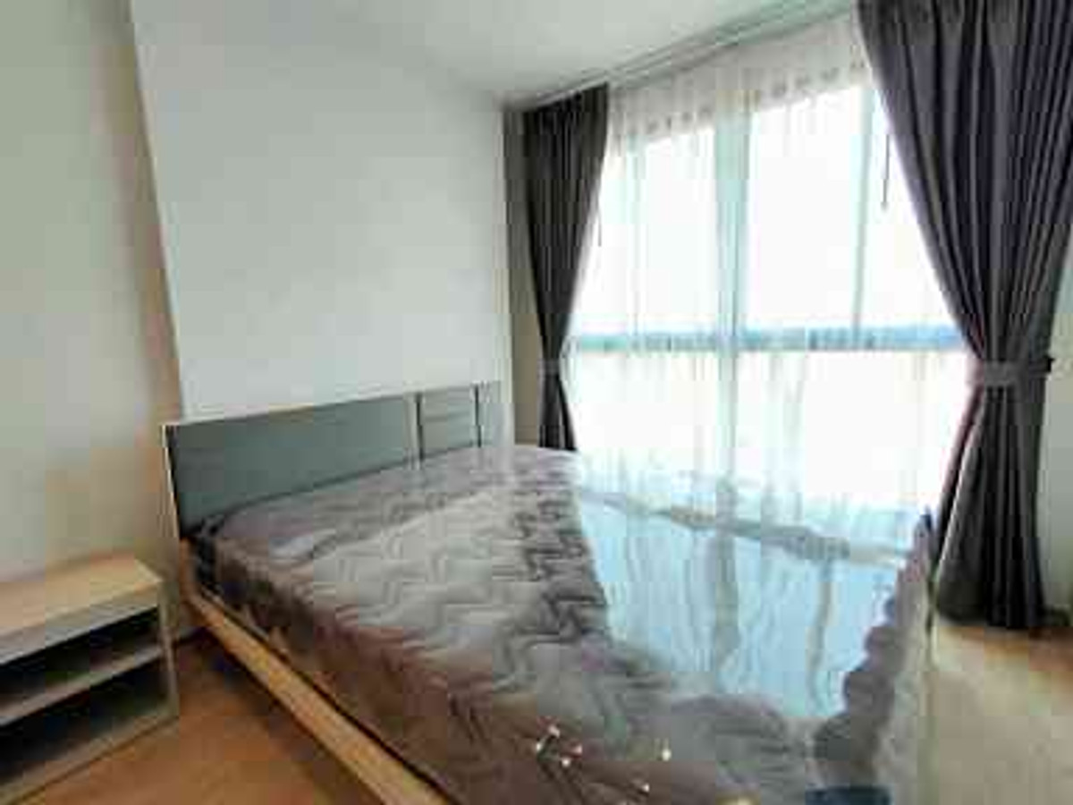 For RentCondoBangna, Bearing, Lasalle : Condo for Rent: Ideo O2 Near BTS Bang Na (approx. 300 meters)