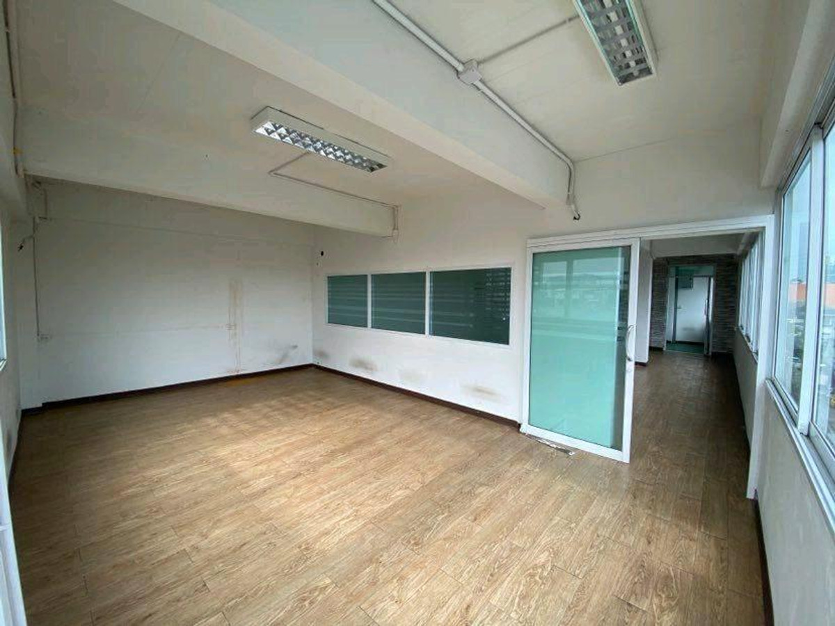 ให้เช่าอาคารพาณิชย์รัชดา ห้วยขวาง : 📍 ซอยรัชดาภิเษก 31 ใกล้สี่แยกประชานุกูล ทำเลดี ใกล้ทางด่วน ✨ เหมาะทำสำนักงาน / โชว์รูม / บริษัท / คลินิก / ธุรกิจต่าง ๆ