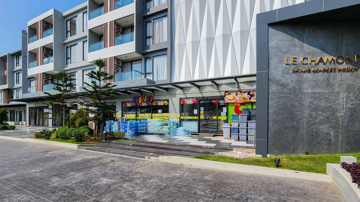 ให้เช่าคอนโดเชียงใหม่ : ยูนิตพิเศษ ขนาดใหญ่กว่าปกติ คอนโด 3 ห้องนอน ชั้นบนสุด วิวภูเขา ใกล้สนามบิน