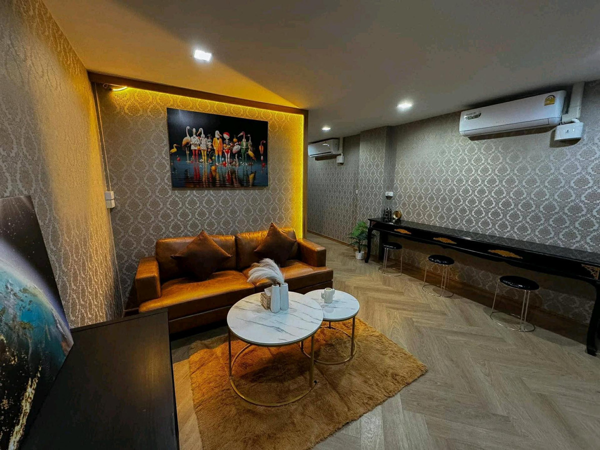 For RentTownhomeRatchadapisek, Huaikwang, Suttisan : 🔥🔥🔥Huai Khwang Mengjai💚💚💚