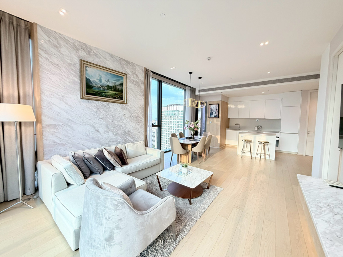 For RentCondoSukhumvit, Asoke, Thonglor : Super Luxury Condo for rent, next to BTS Thonglor✨THE STRAND Thonglor | 2 bedrooms, elegantly decorated. Ready to move in, near Market Place Thonglor.