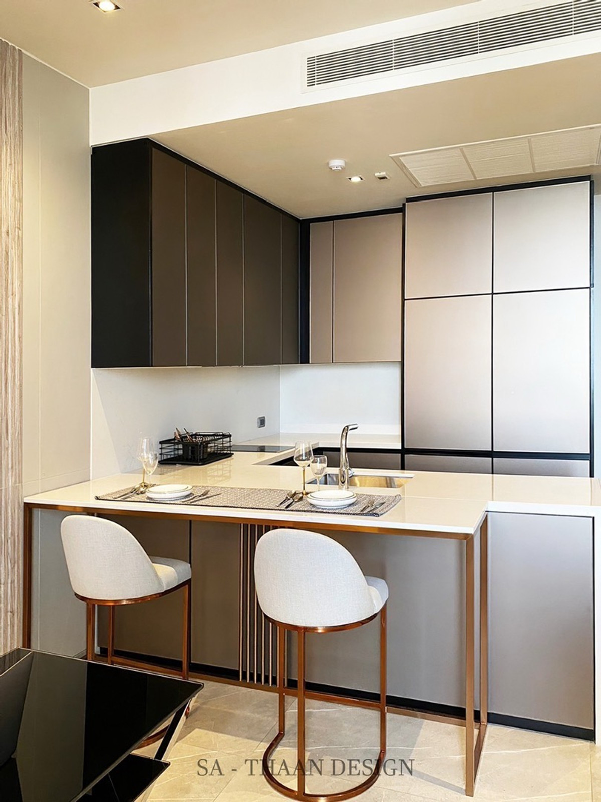 For RentCondoSukhumvit, Asoke, Thonglor : 🔥For Rent Immediately🔥 Hyde Heritage Thonglor, 5-star hotel service, 1 bedroom, 1 bathroom, fully furnished, ready to move in immediately, unobstructed view, close to top restaurants. Act fast!