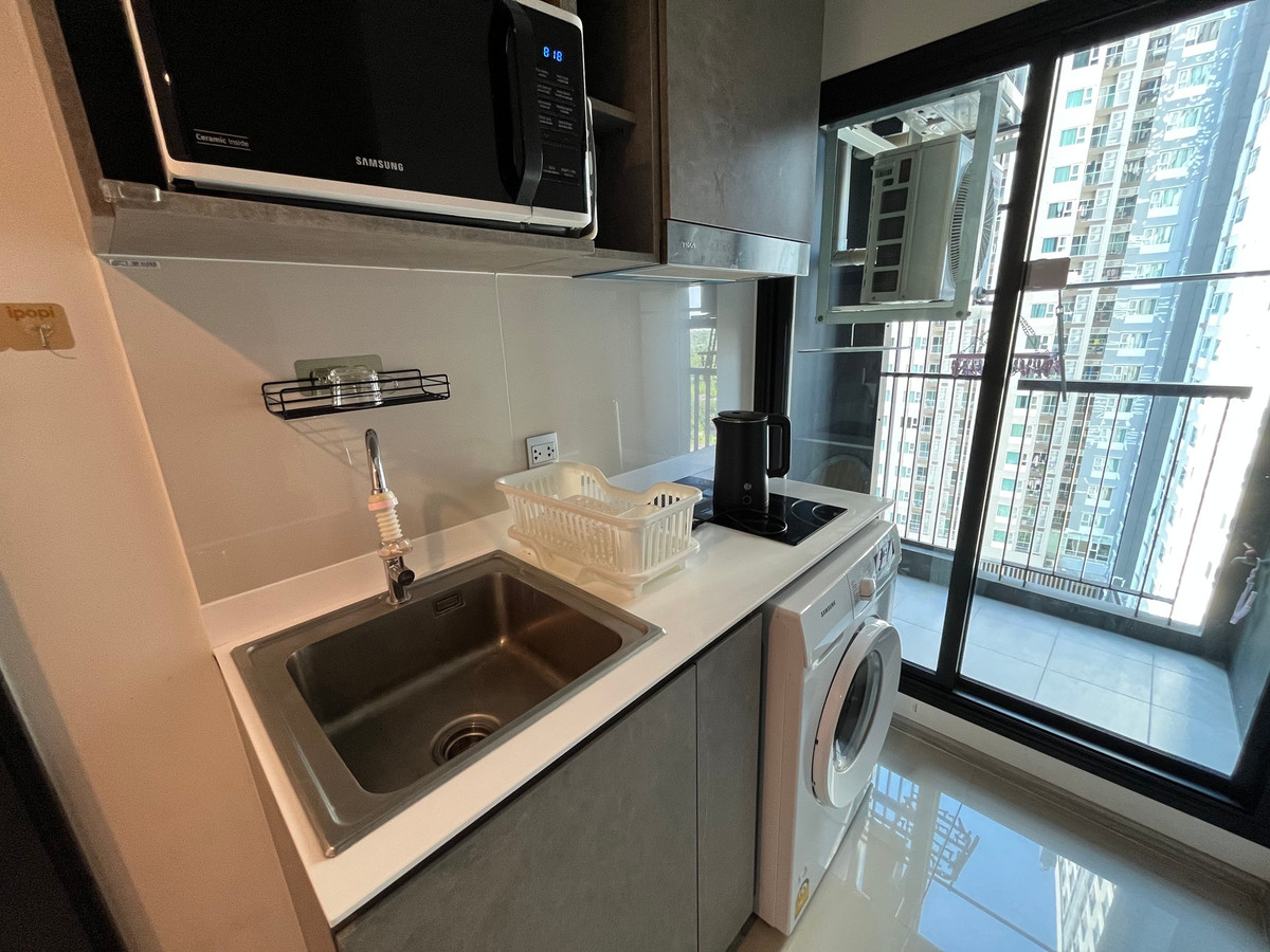 For RentCondoSamut Prakan,Samrong : PFD-08135 For rent Aspire Erawan Prime  next to BTS Chang Erawan.