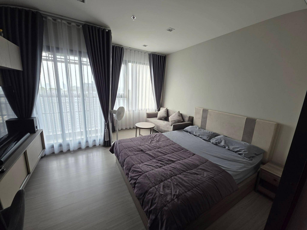 For RentCondoThaphra, Talat Phlu, Wutthakat : ⭐️ Life Sathorn Sierra ⭐️ Size 28 sq m., fully furnished room. Ready to move in now.