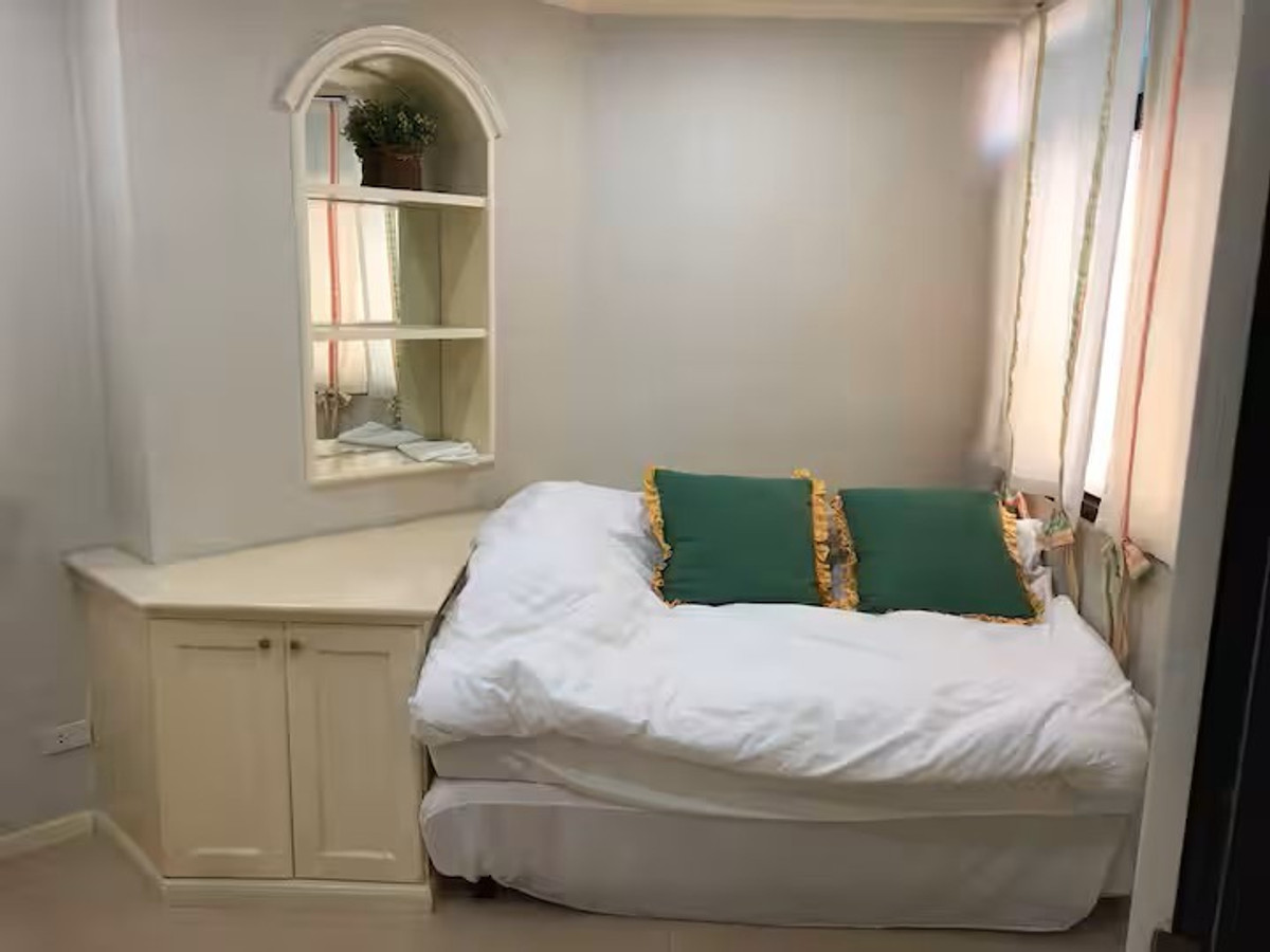 คอนโดสีลม ศาลาแดง บางรัก : ★ เช่า/ขาย Green Point Silom★ 62 ตรม.,ชั้น 3 (2 ห้องนอน 1 ห้องน้ำ), ★ใกล้ BTS ช่องนนทรี ★ใกล้ Central สีลม, อาคารอื้อจื่อเหลียง★ สิ่งอำนวยความสะดวกมากมาย★ เครื่องใช้ไฟฟ้าครบครัน★ 