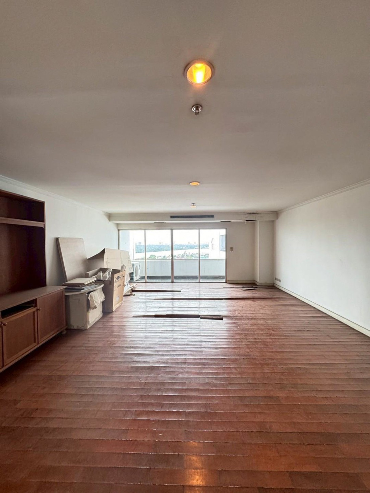 For SaleCondoRama3 (Riverside),Satupadit : Rare Item!! ✨The Executive Regent✨3 beds 3 baths, Size 243.27 sqm., near BTS / MRT Khlong Toei (2.8 km) Tel.0982645161 