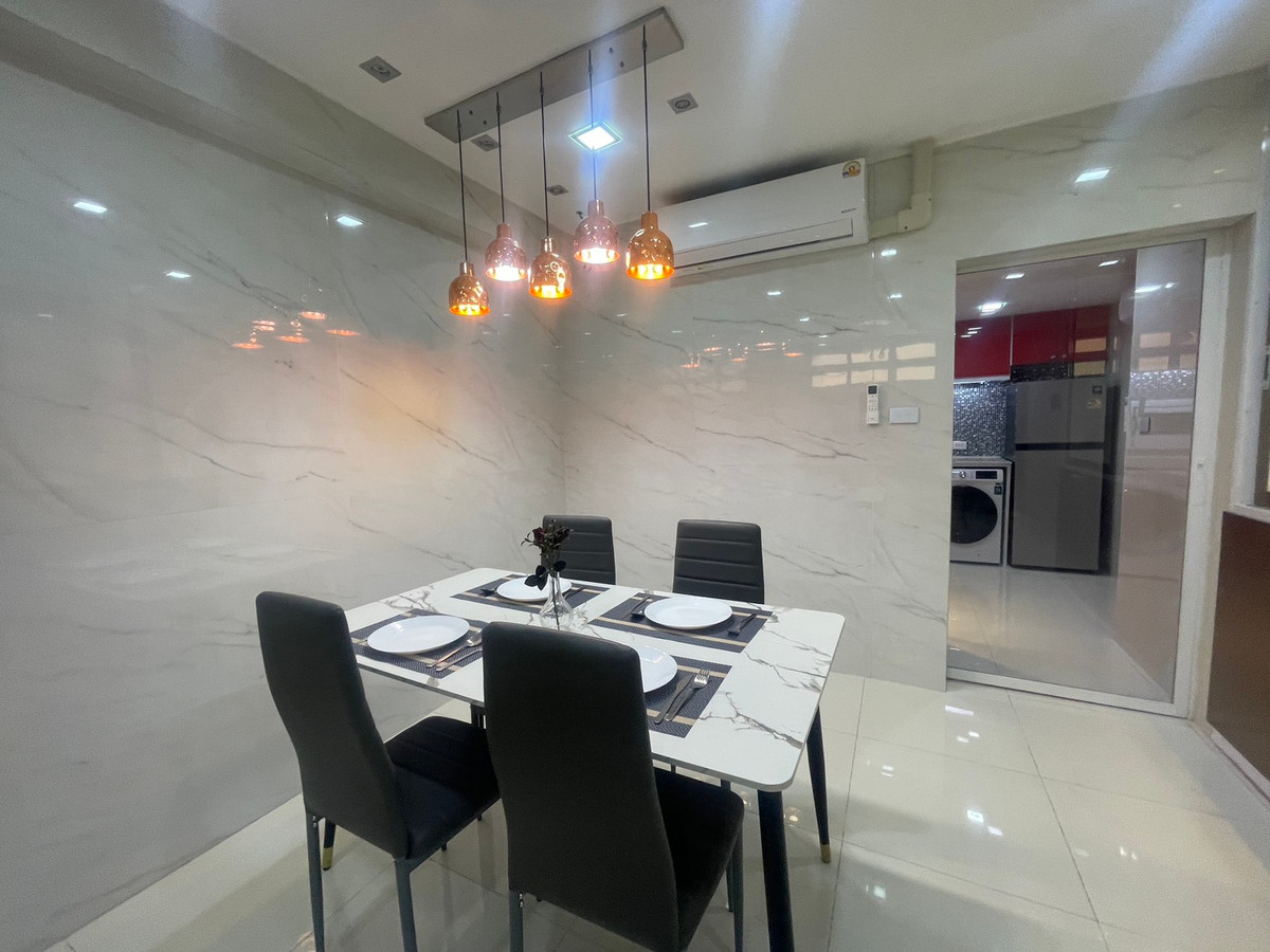 ให้เช่าคอนโดพระราม 9 เพชรบุรีตัดใหม่ RCA : 2 นอน 1 น้ำ ห้องสวย ติดเซ็นทรัลพระราม 9