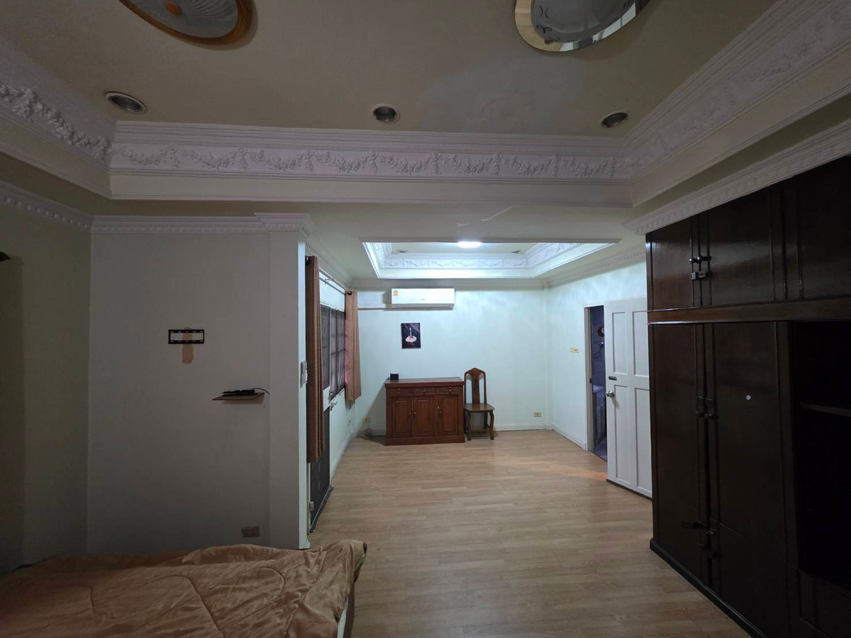 For RentTownhomeRattanathibet, Sanambinna : Townhouse for rent Boonto Park Ville, near MRT Bang Kraso, only 1 minute.