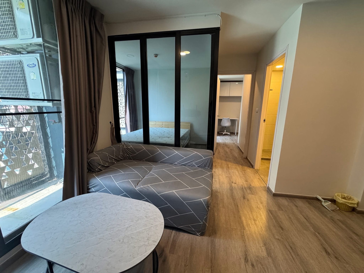 For RentCondoThaphra, Talat Phlu, Wutthakat : ⭐️ Beat Bangwa Interchange ⭐️1 bedroom, 1 bathroom, 32.6 sq m. Complete with room amenities.