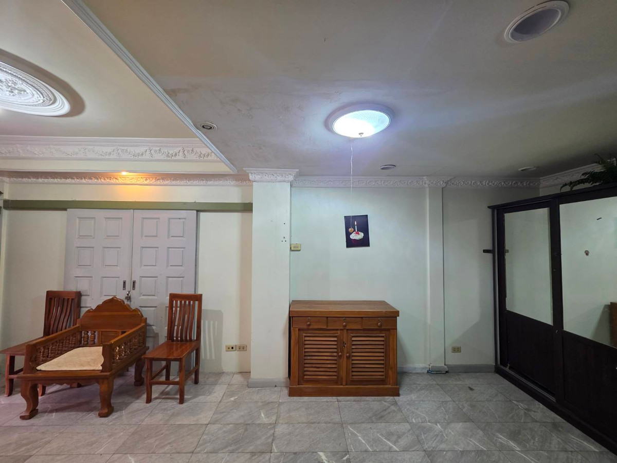 For RentTownhomeRattanathibet, Sanambinna : Townhouse for rent Boonto Park Ville, near MRT Bang Kraso, only 1 minute.