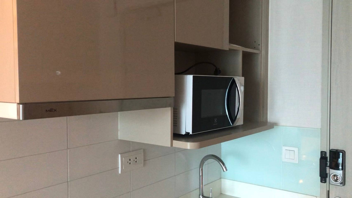 ขายคอนโดสยาม จุฬา สามย่าน : Ideo Q Chula Samyan【𝐒𝐄𝐋𝐋 & 𝐑𝐄𝐍𝐓】🔥ห้องดีไซน์เรียบโก้ โทนเข้มมีคาแรกเตอร์🔥 ติดต่อไลน์ไอดี: @hacondo