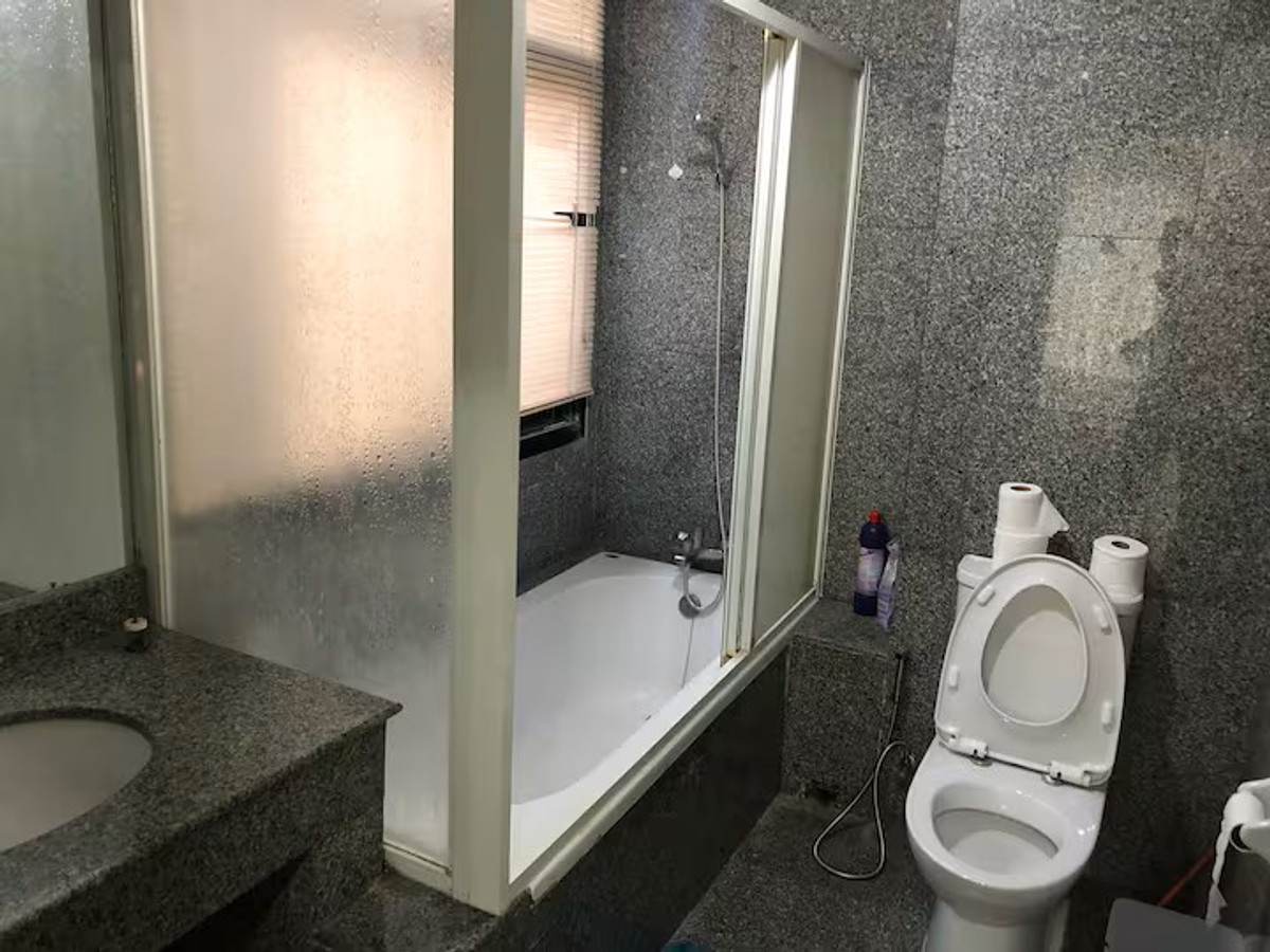 คอนโดสีลม ศาลาแดง บางรัก : ★ เช่า/ขาย Green Point Silom★ 62 ตรม.,ชั้น 3 (2 ห้องนอน 1 ห้องน้ำ), ★ใกล้ BTS ช่องนนทรี ★ใกล้ Central สีลม, อาคารอื้อจื่อเหลียง★ สิ่งอำนวยความสะดวกมากมาย★ เครื่องใช้ไฟฟ้าครบครัน★ 