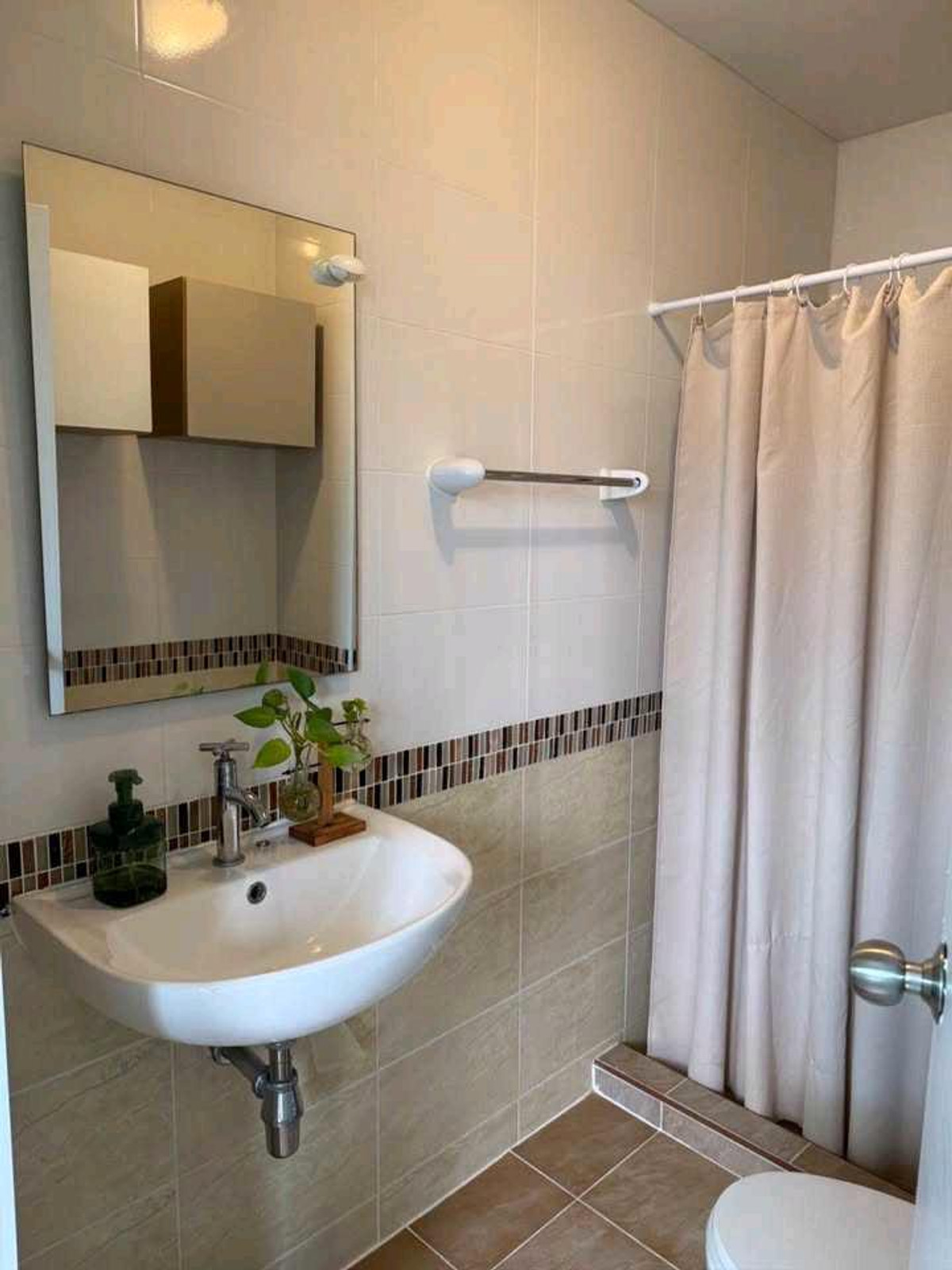 ให้เช่าทาวน์โฮมท่าพระ ตลาดพลู วุฒากาศ : ให้เช่าทาวน์เฮาส์ 2 ชั้น กัสโต้ สาทร-ตากสิน ใกล้ bts บางหว้า